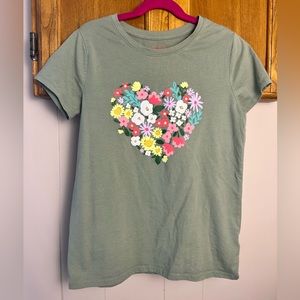 Cat & Jack Tee, Green with Floral Heart graphic, Girl’s L (10/12)